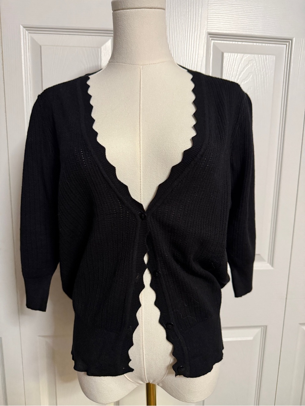 Grace Karin Black Scalloped V-Neck Button Cardigan